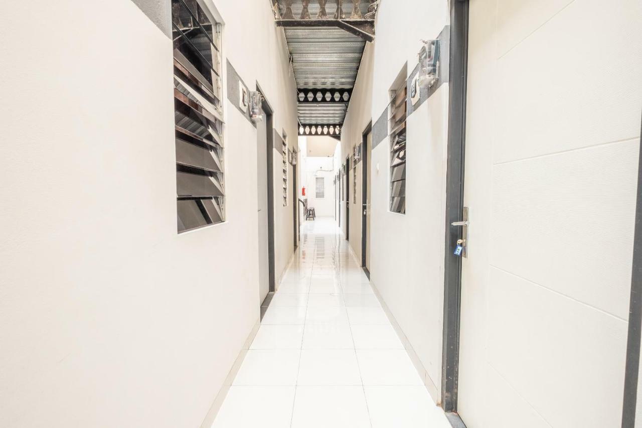Hotel Syariah Tremigo Guesthouse Cirebon Exterior photo