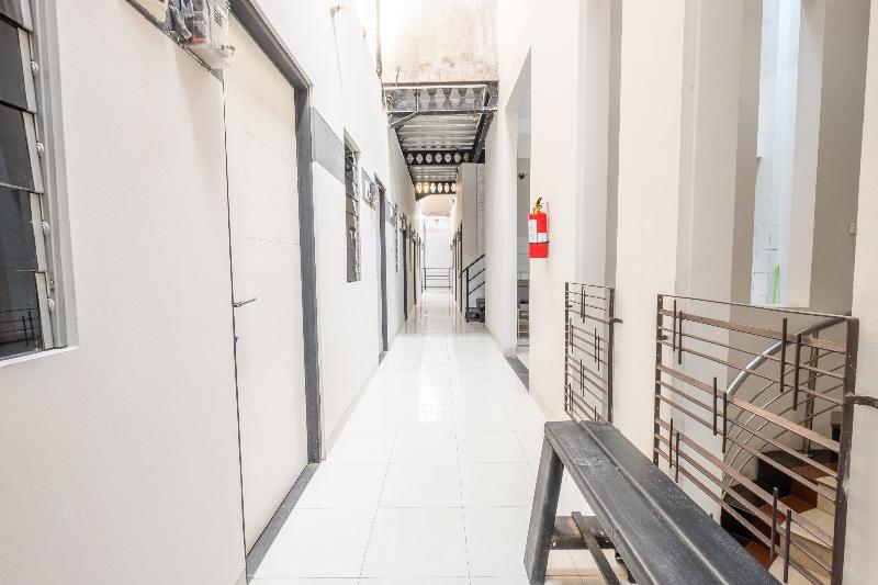 Hotel Syariah Tremigo Guesthouse Cirebon Exterior photo